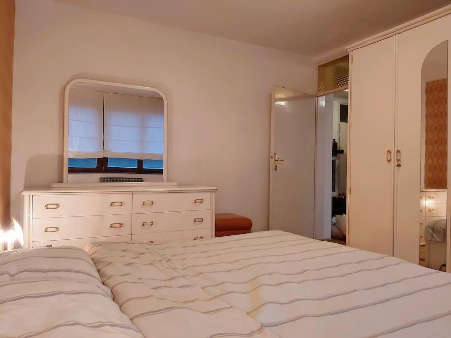 Spacious Condo Near Bascarsija - Free Parking SJJ Extérieur photo