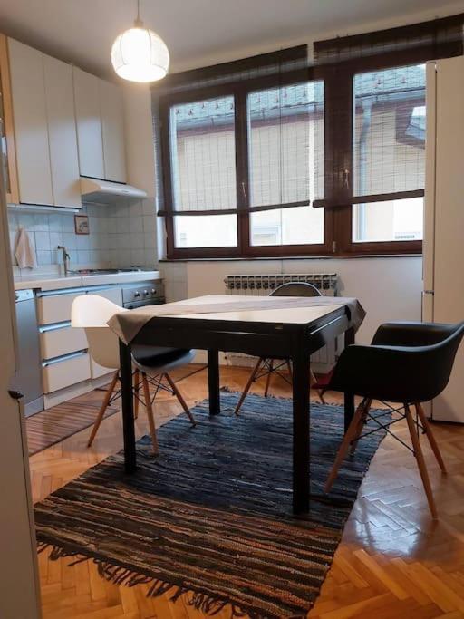Spacious Condo Near Bascarsija - Free Parking SJJ Extérieur photo