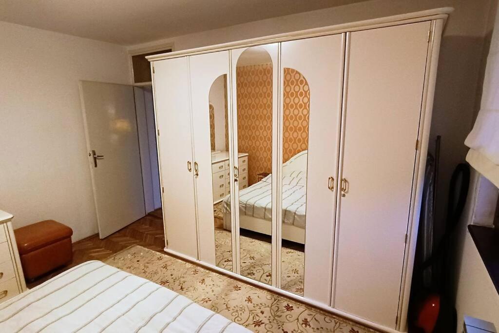 Spacious Condo Near Bascarsija - Free Parking SJJ Extérieur photo